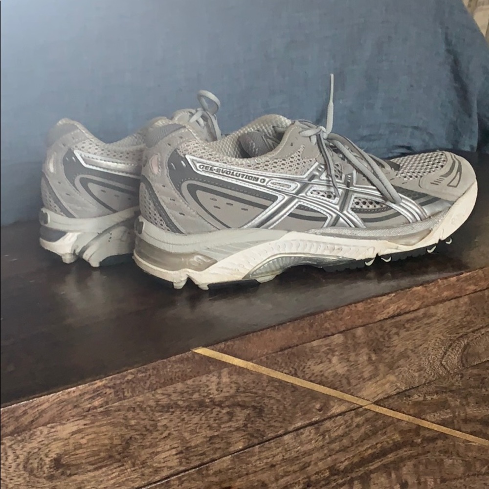 Aisics soft top duo-max “gel-evolution” sneakers